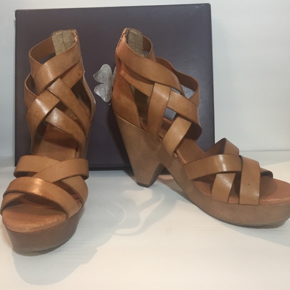 [Lucky Brand] strappy heels shoes tan 10 - Picture 1 of 8